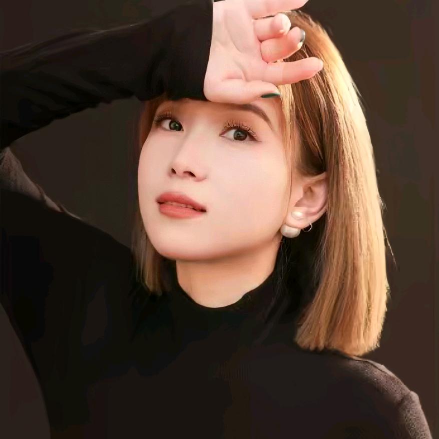 ¹³¹⁴ 只只小花卷、