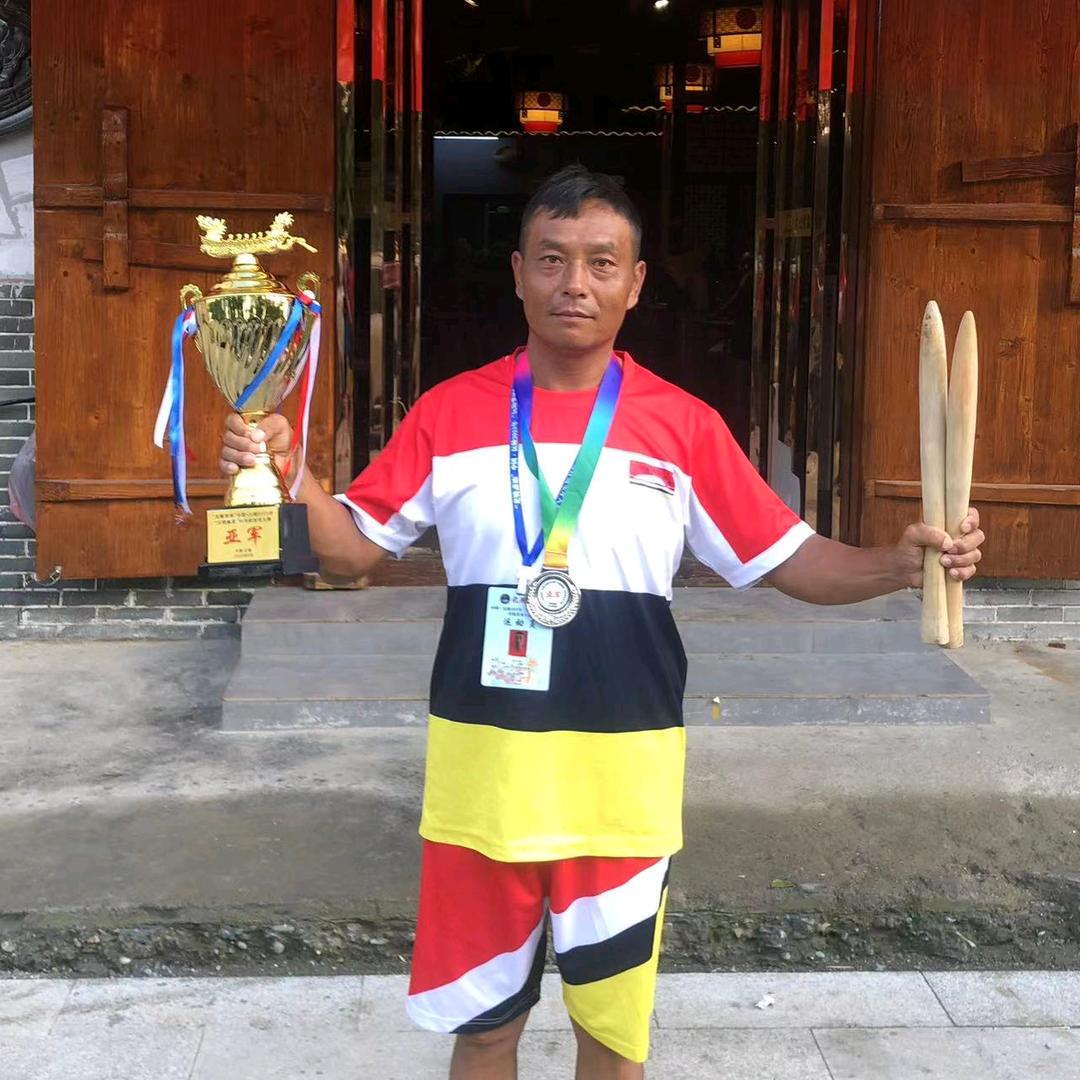 北溶花船鼓手，啊进