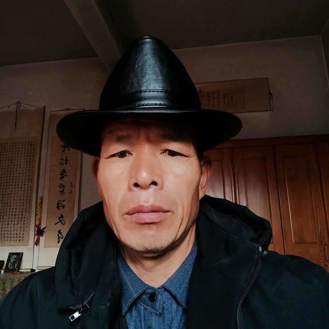 阳光_240465737