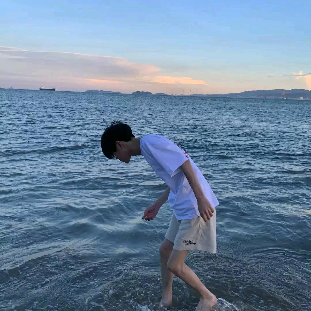 歪歪/.