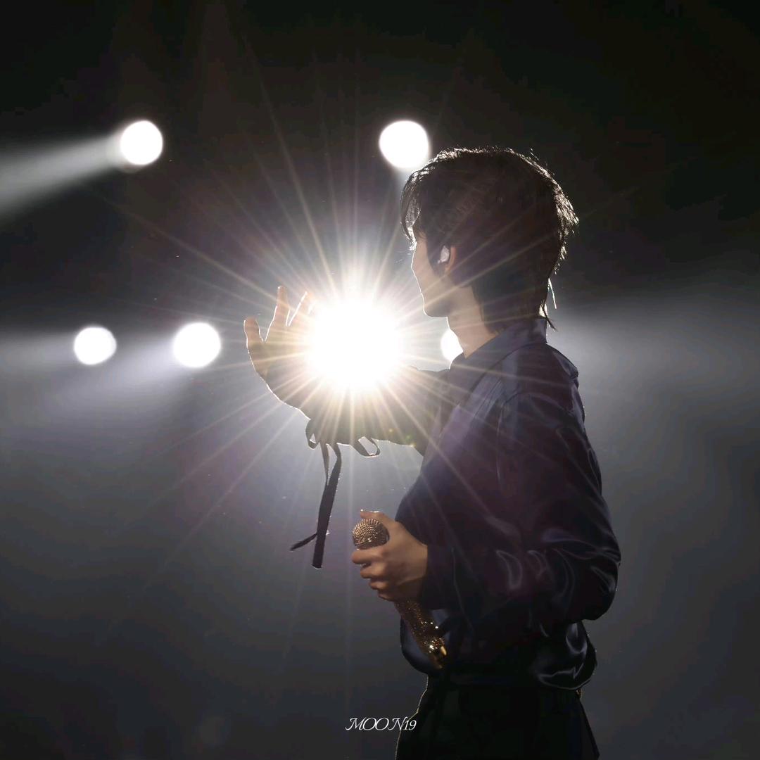 文俊辉的文俊尼