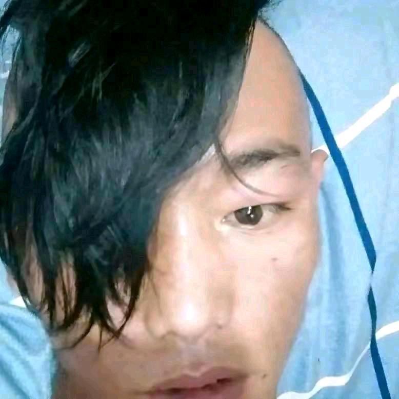 大龙虾哥 喜欢钓鱼喜欢抓龙虾