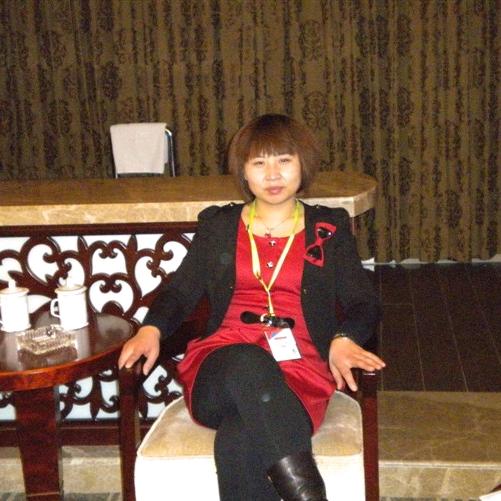 评姐高品质校服定制源头工厂