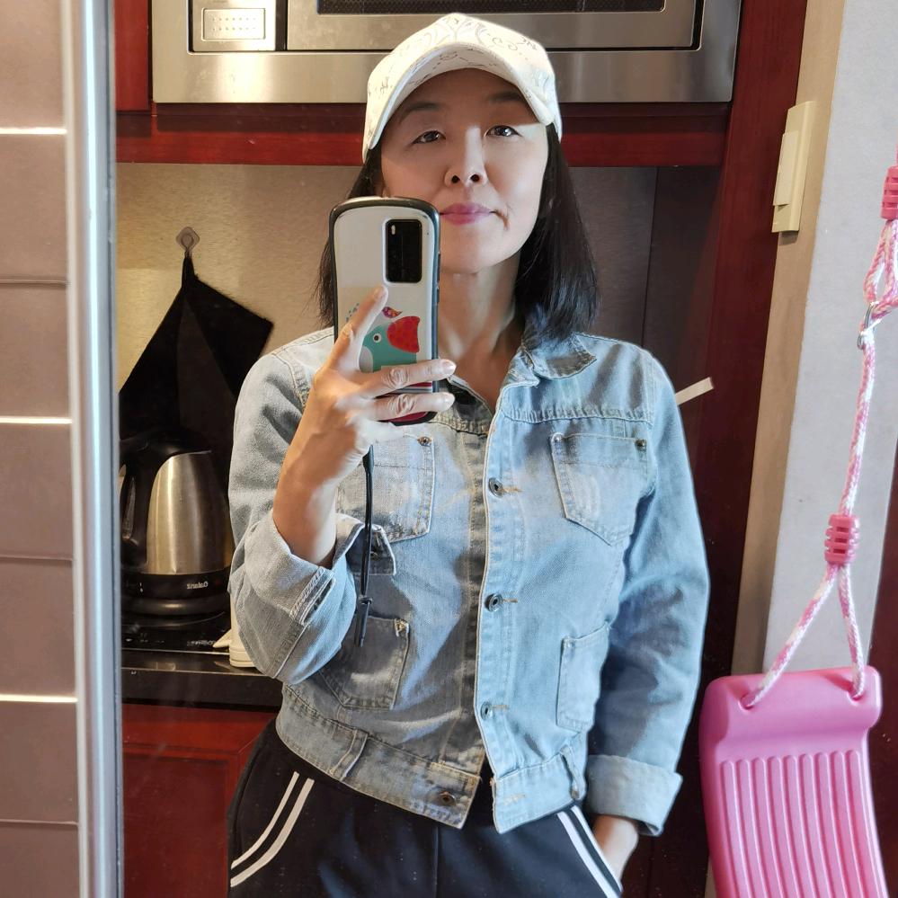 鹦语不好玩儿