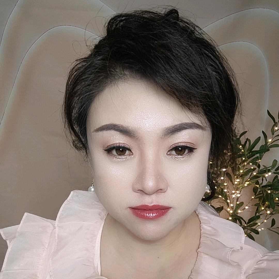 薇薇娅V V   ( 唱响青春)