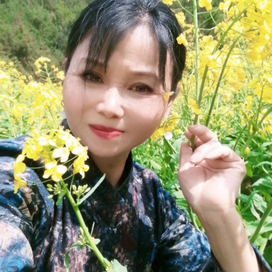 小🌹陈🍓姐🌹