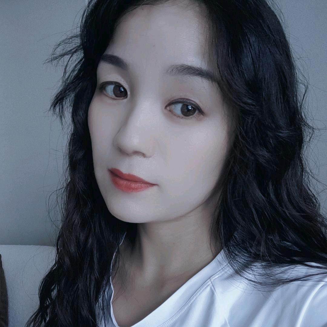 李娟《馨逸》