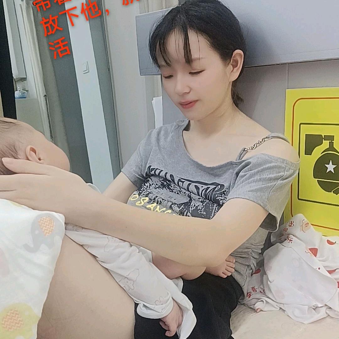 玲玲（江西人在宁奉化）纯母乳带娃工作日常