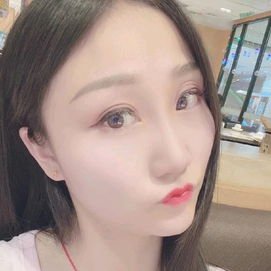 明星经纪人小如