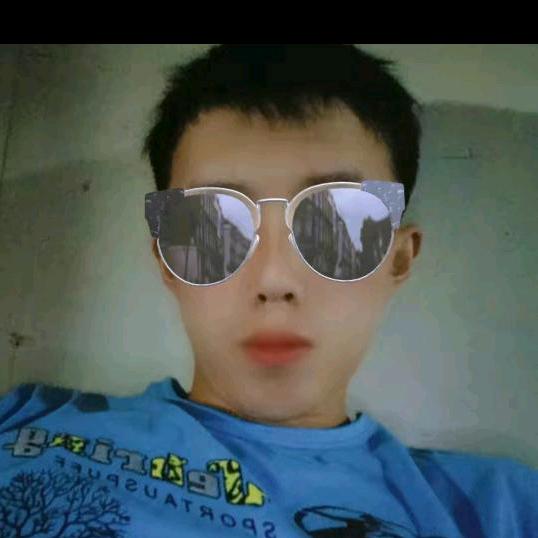 周亮一笑抵千言