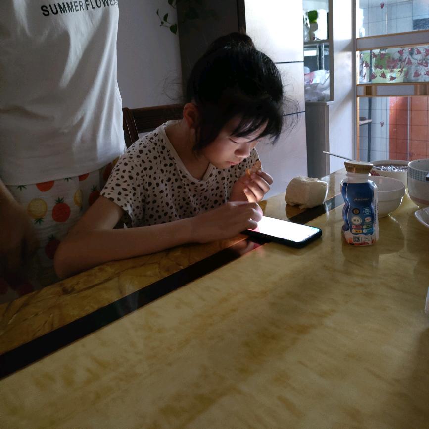 彤彤妈妈