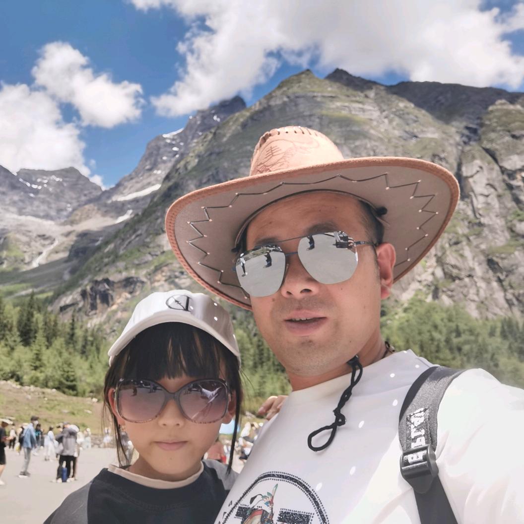 科锐鑫建材   专业换瓦 小曹