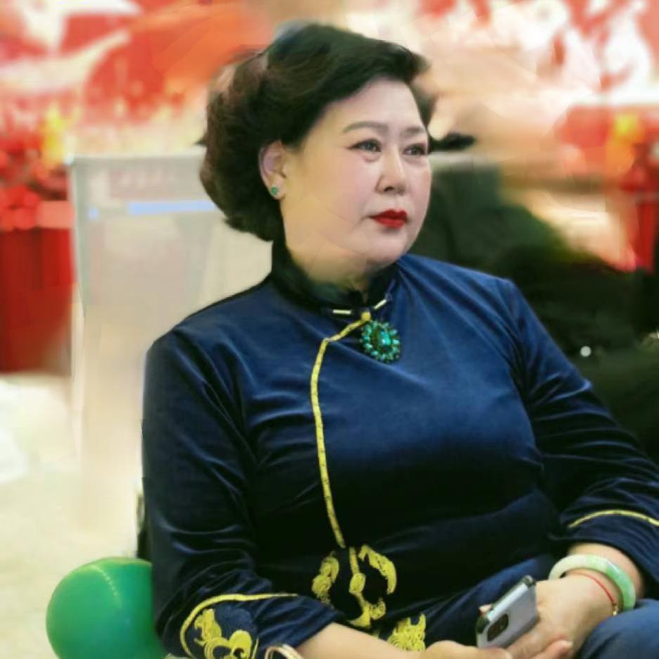 东方肥姐💝
