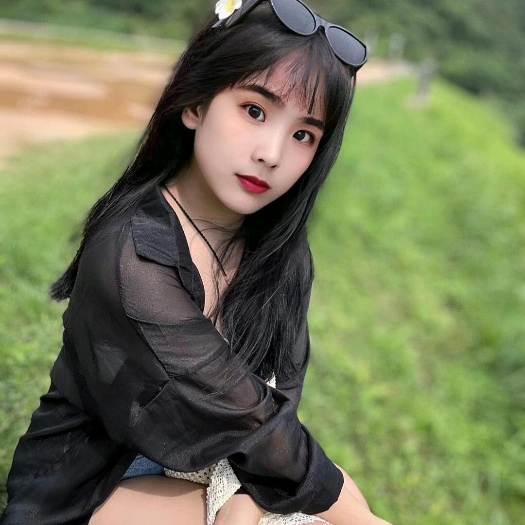 麦梓(打工妹)