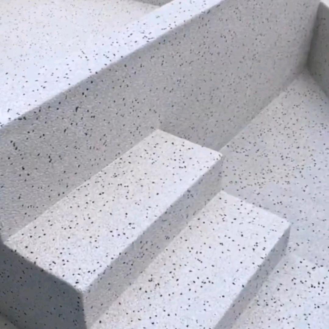 严四.万生隆