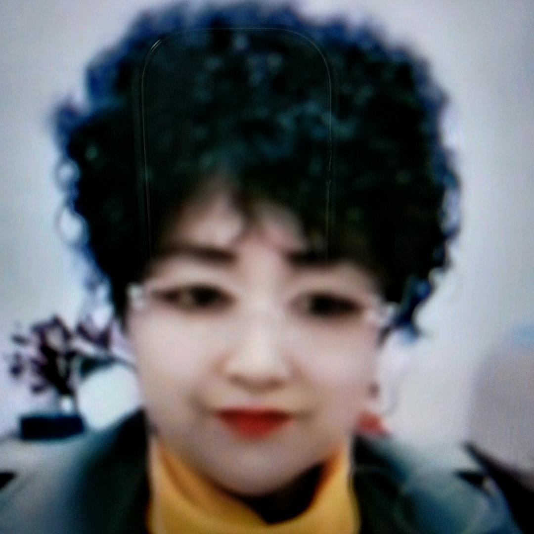 常鑫萍(每天早上6点20至6点50)开播