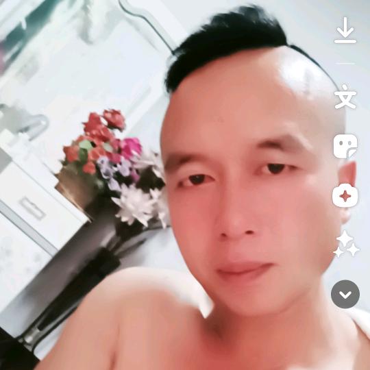 摆渡°爷们，，