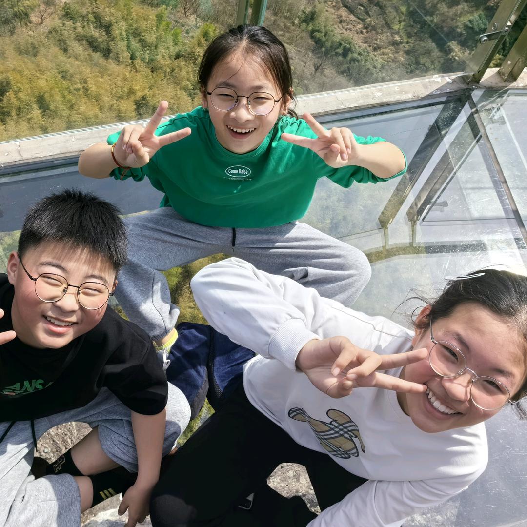 军哥。辅料。里布