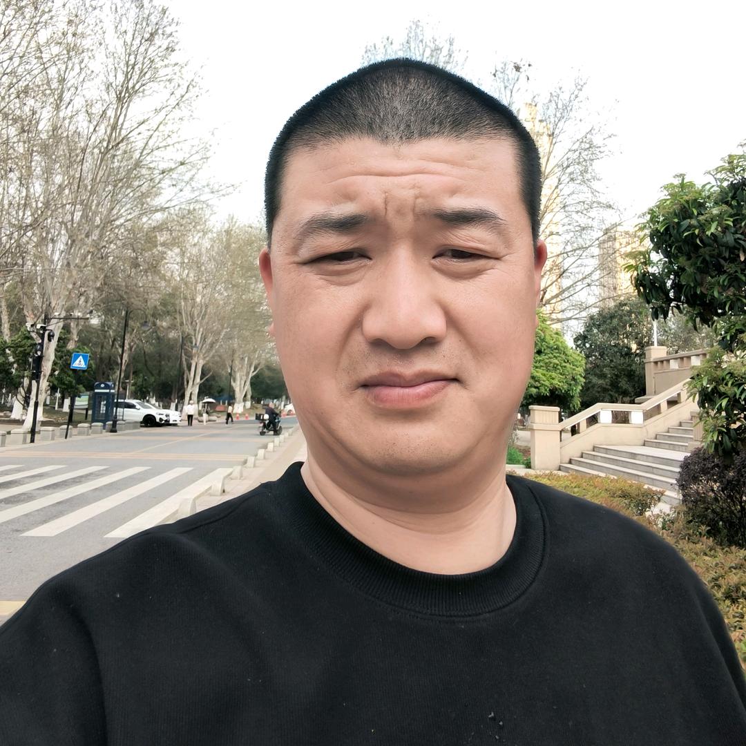 虎里吧唧的