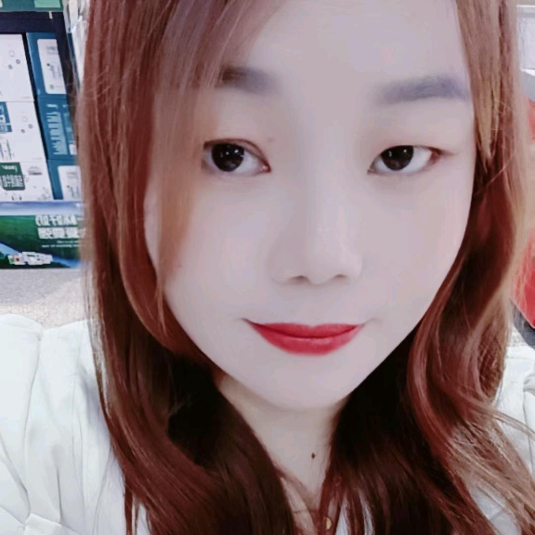 英子