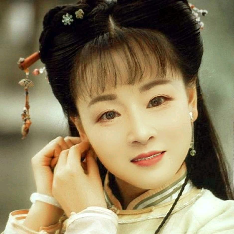 简简单单🌹开心快乐