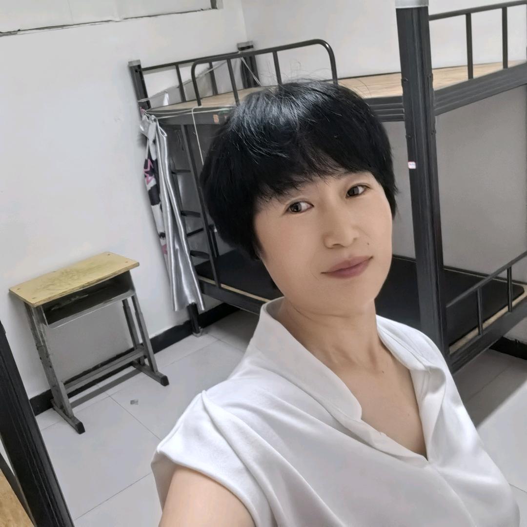 实验一号托管华姐