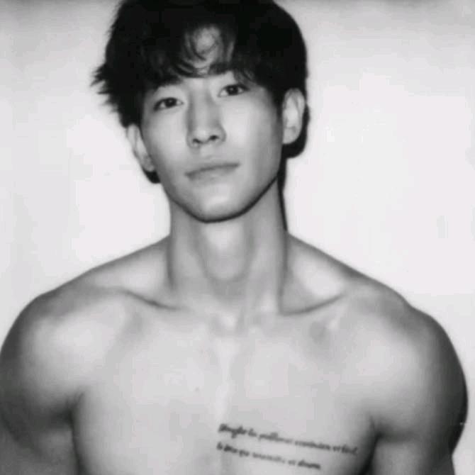 再也不烫卷毛了