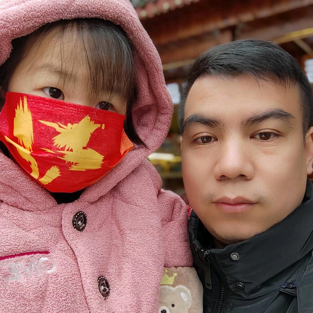 纯天然农村大叔