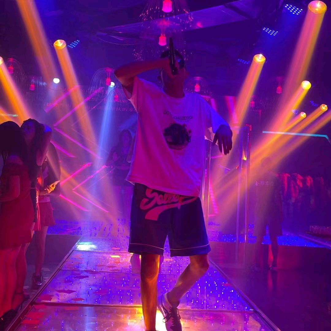 🎧 航子 63 𝑨𝑴