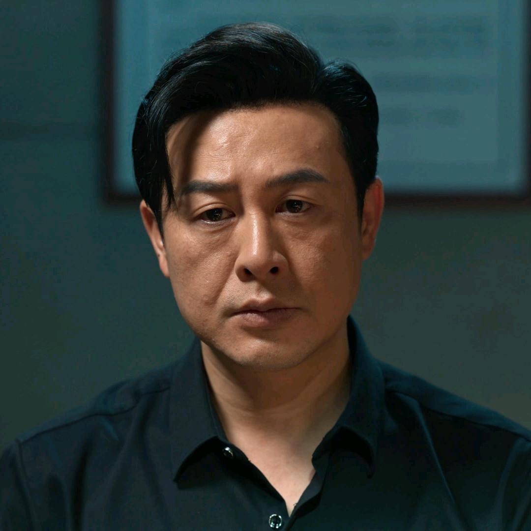 一身傲骨入世俗