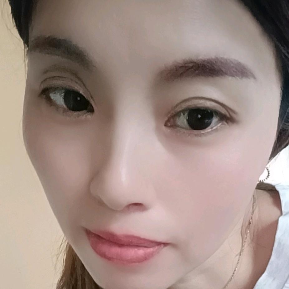 凤梨花，(渔关禾又生养发店)