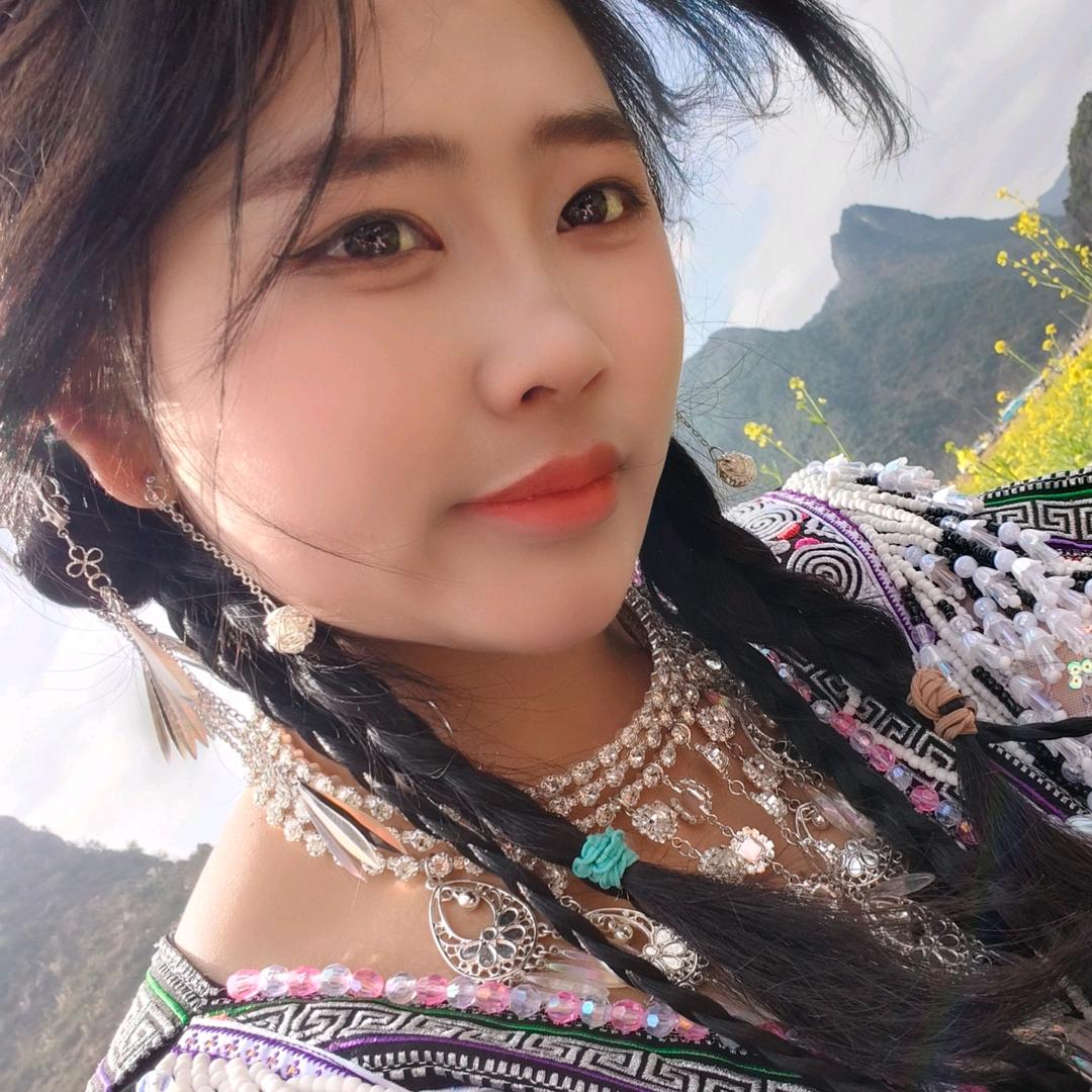 小七七