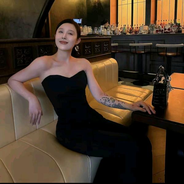 小阿俏（小阿俏）