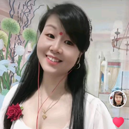 冯小姐晚上开播