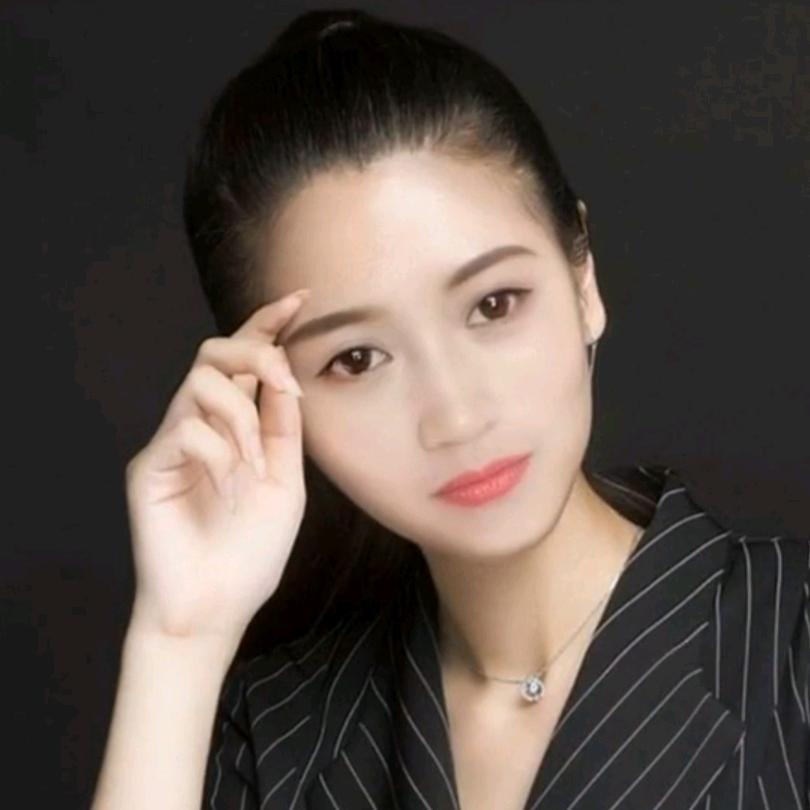 可爱的五胎宝妈