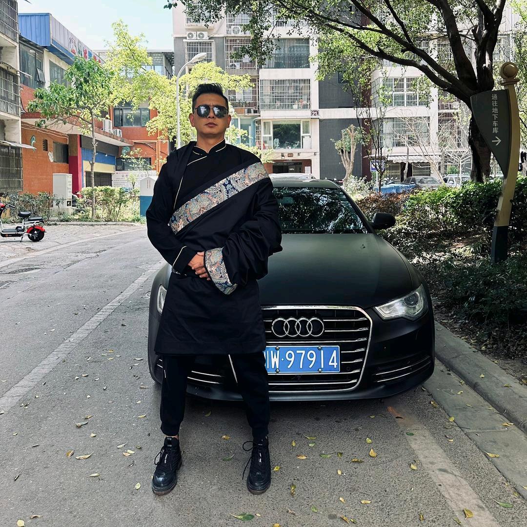 朗布家🇨🇳