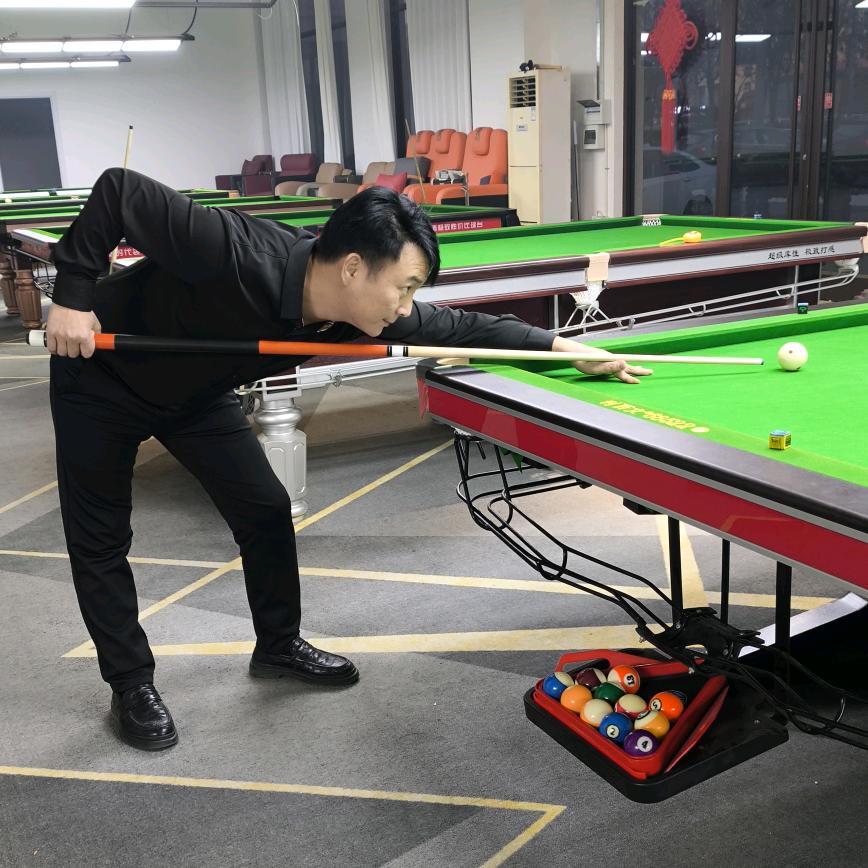 河北乔乐仕台球桌工厂