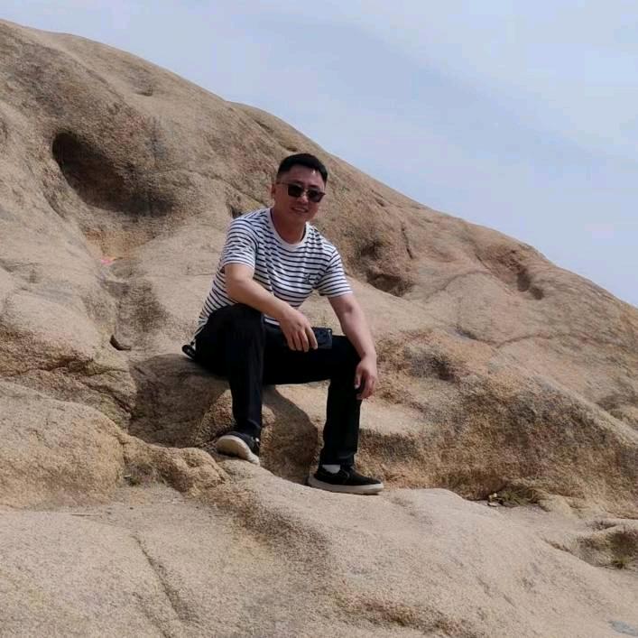 平泉市李丰光杏鲍菇、滑子菇产地直销