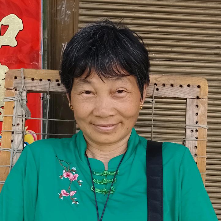邹金凤