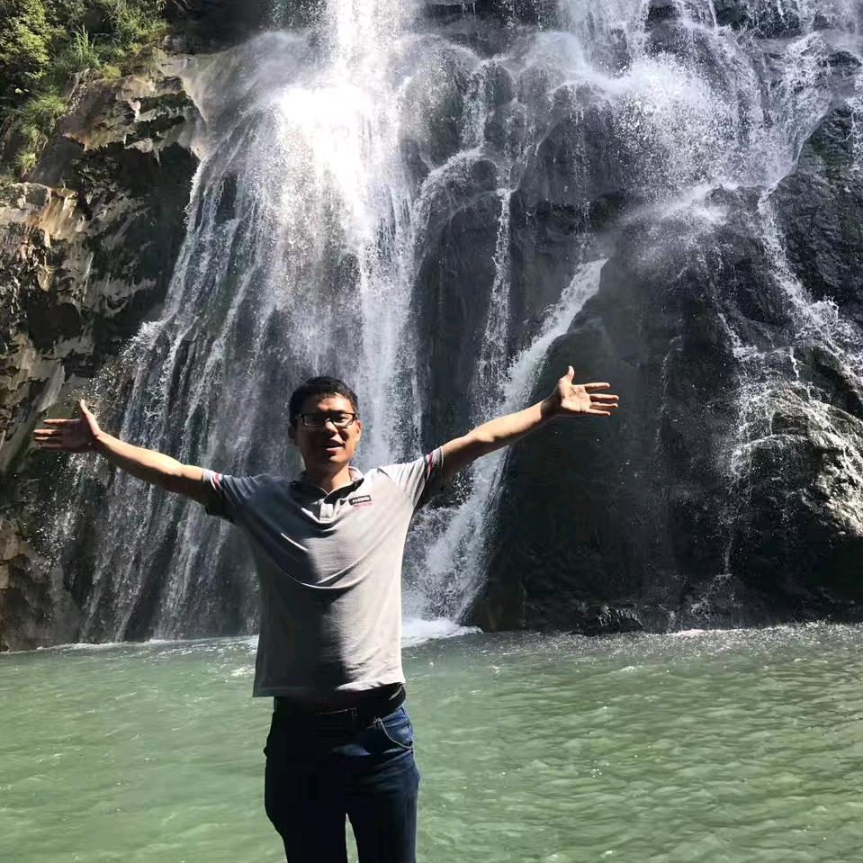 在上海做石材养护的小梁