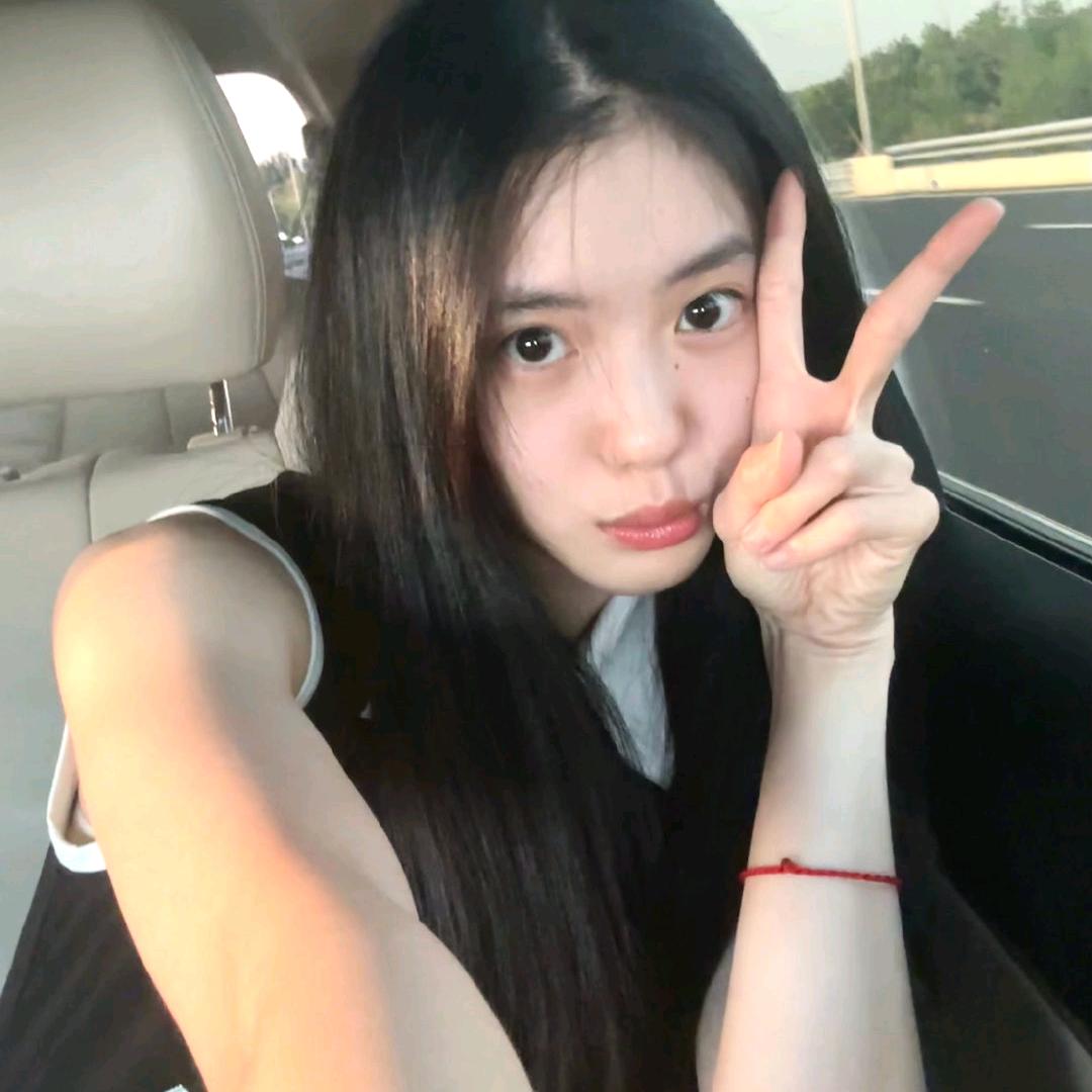 晚睡小魚