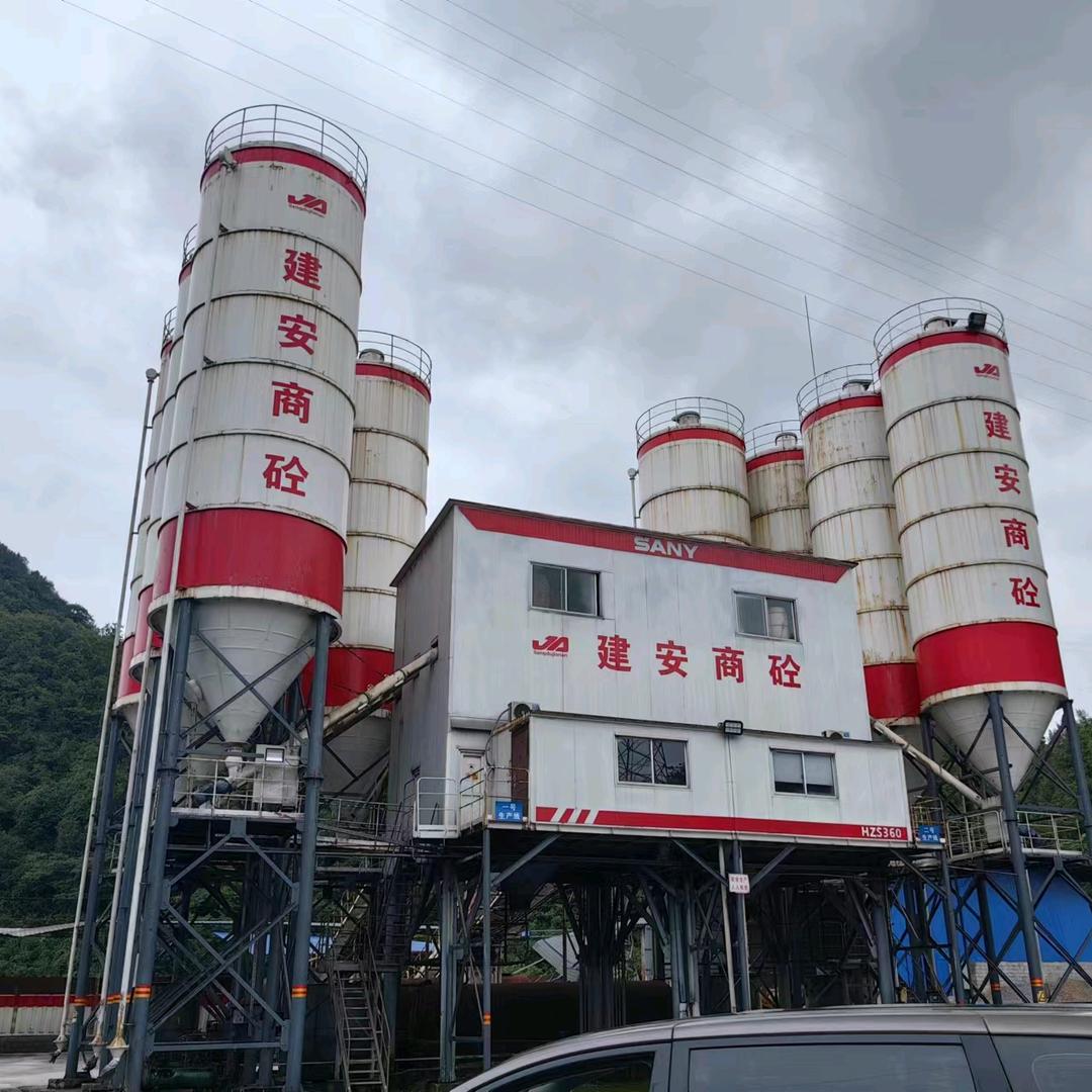 重庆鑫灏机械--张鑫