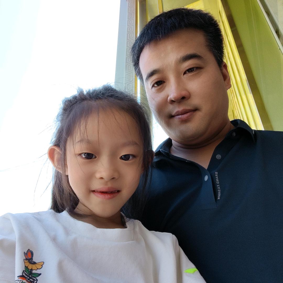 李炜