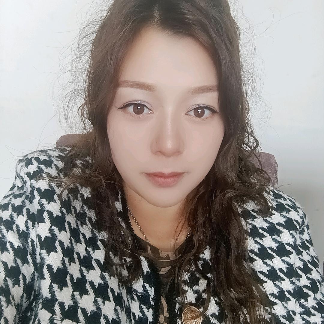 伊娃7778563674555