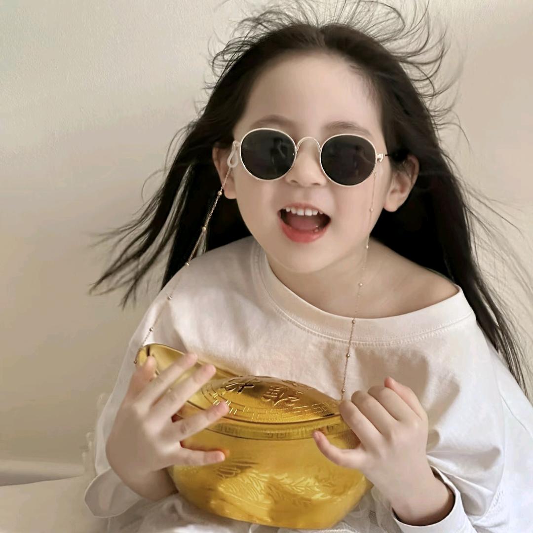 发财西西*^O^*