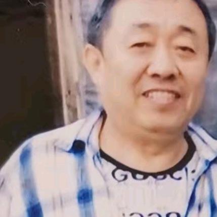 沐仙阁的龙岩迟头像