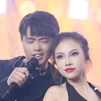 🐝 磊落不凡💞