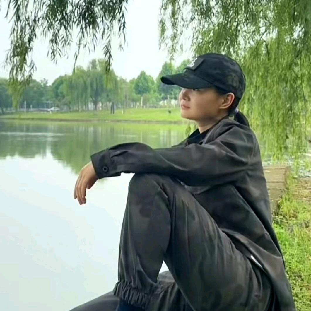 娜娜户外迷彩大本营