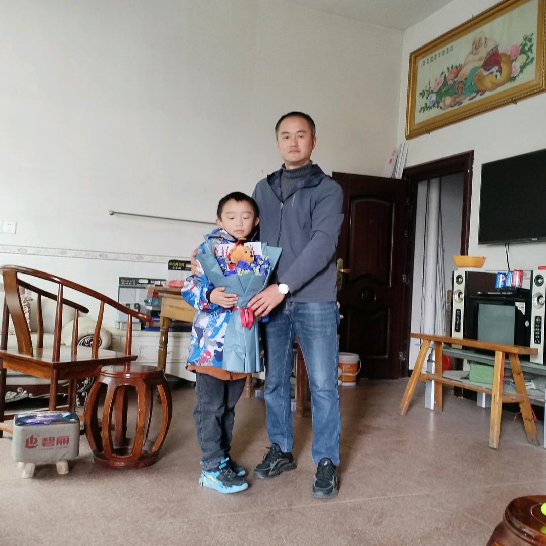 幸福一家人😊😊