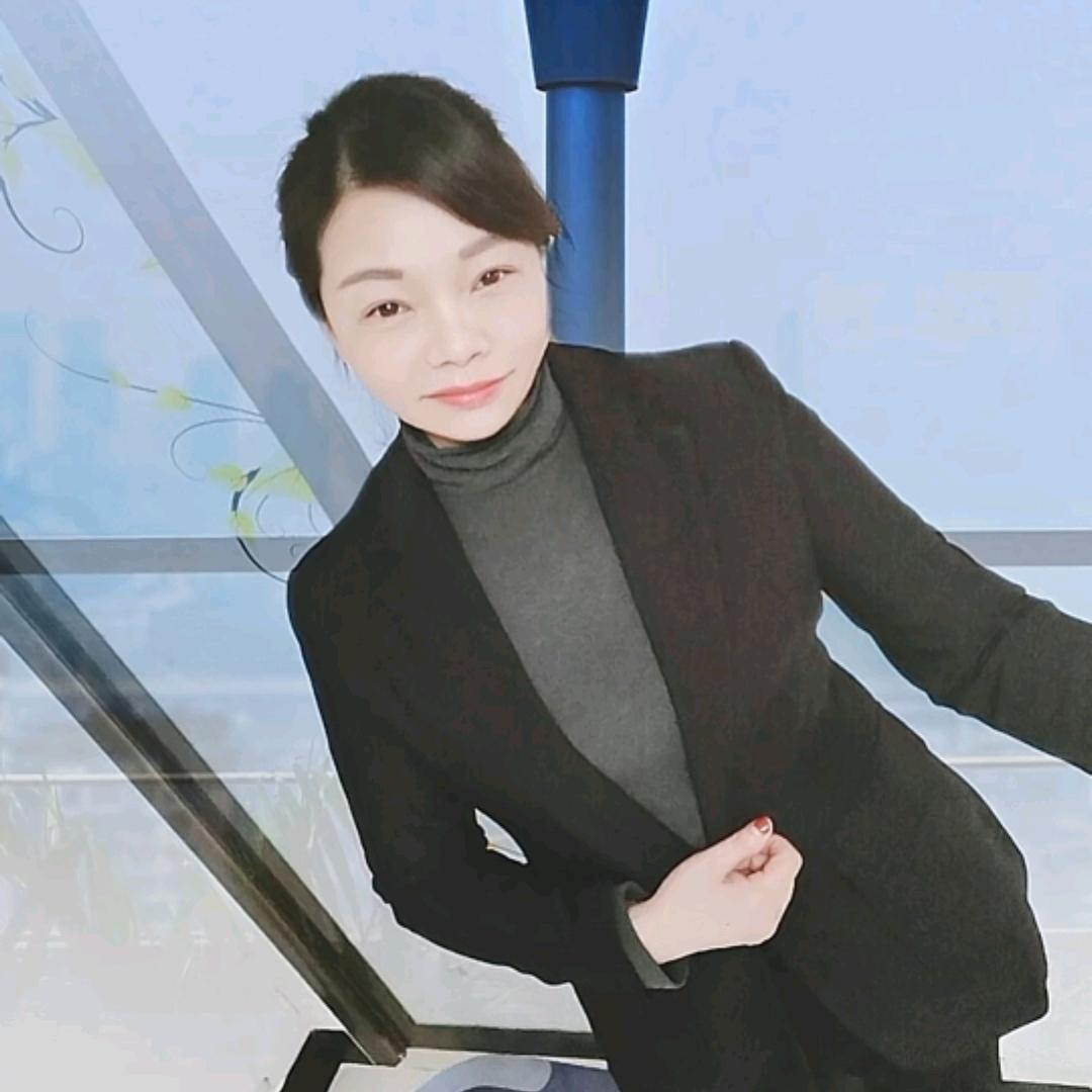 圆圆的橱窗